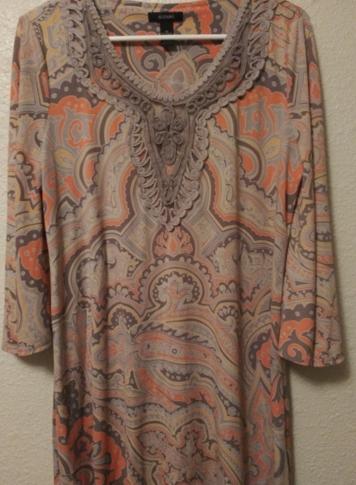 Ladies dress